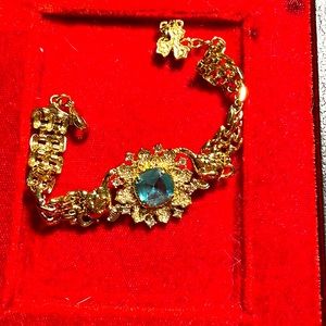 Vintage Bracelet with blue stone